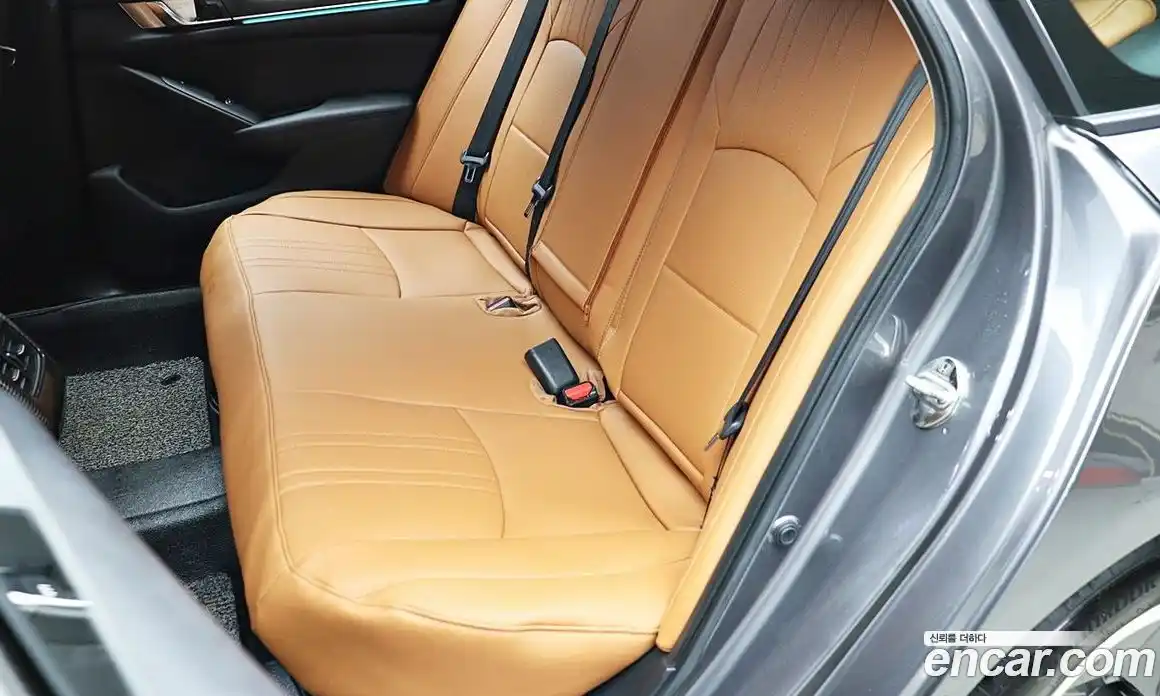Honda Accord 2019 2.0 автомат (гидро), фото 10