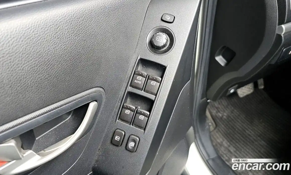 SsangYong Korando 2012 2.0 автомат (гидро), фото 18