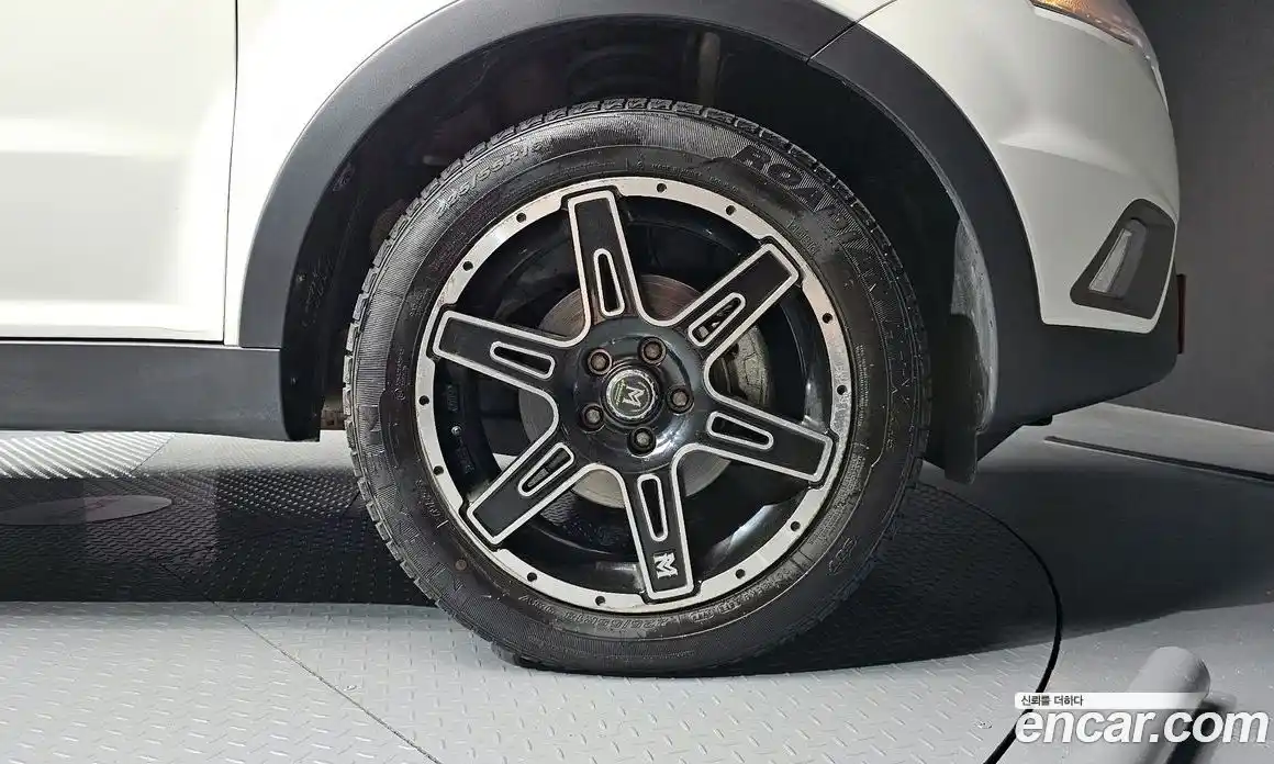 SsangYong Korando 2012 2.0 автомат (гидро), фото 5