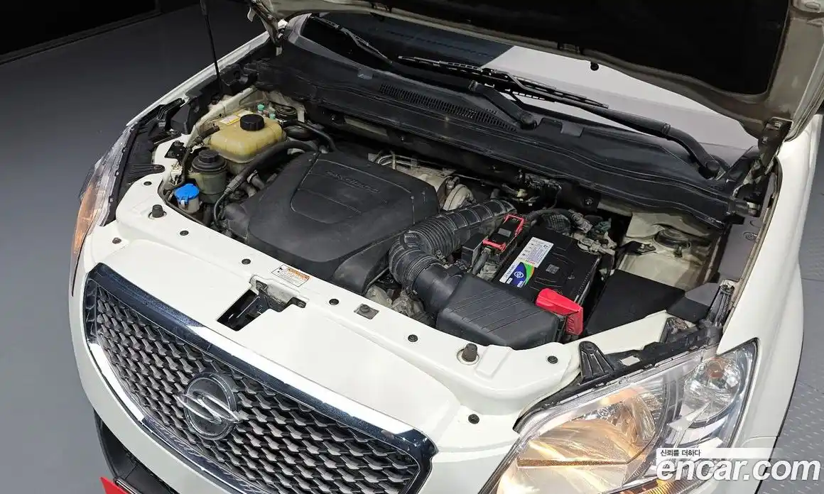 SsangYong Korando 2012 2.0 автомат (гидро), фото 6