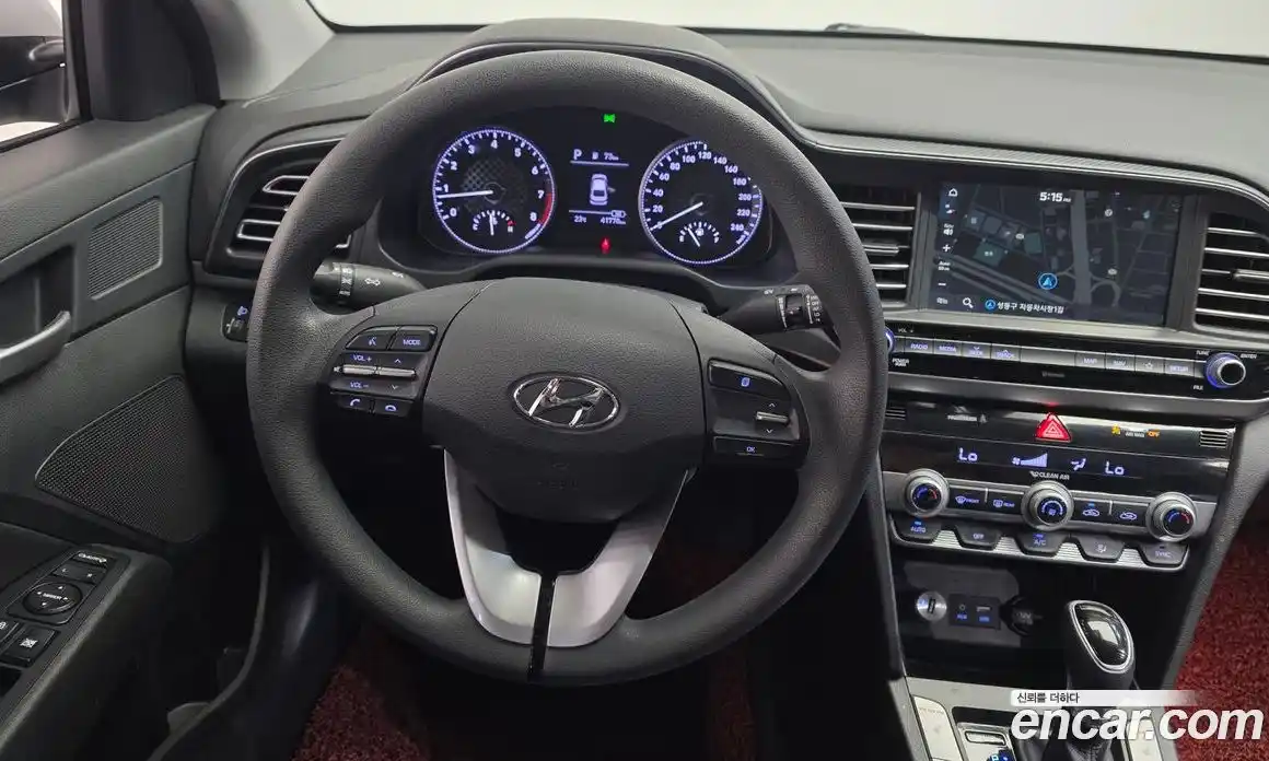 Hyundai Avante 2019 1.6 автомат (гидро), фото 13