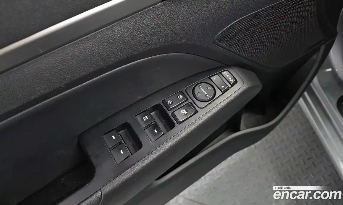 Hyundai Avante 2019 1.6 автомат (гидро), фото 19