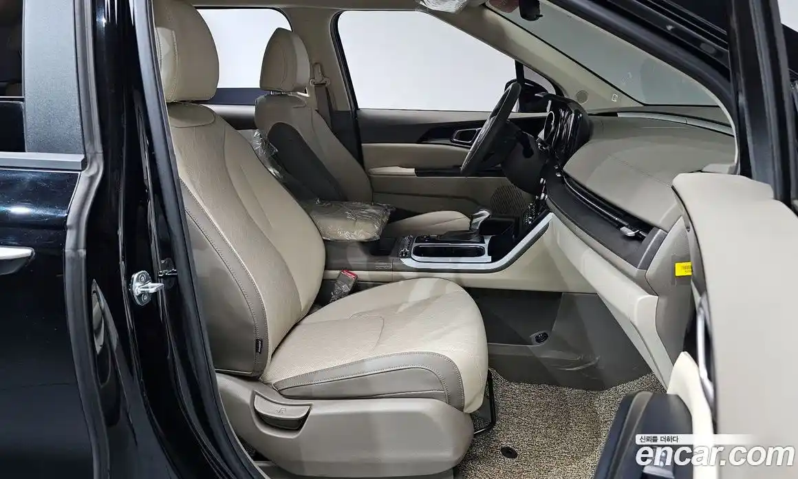 Kia Carnival 2021 2.2 автомат (гидро), фото 16