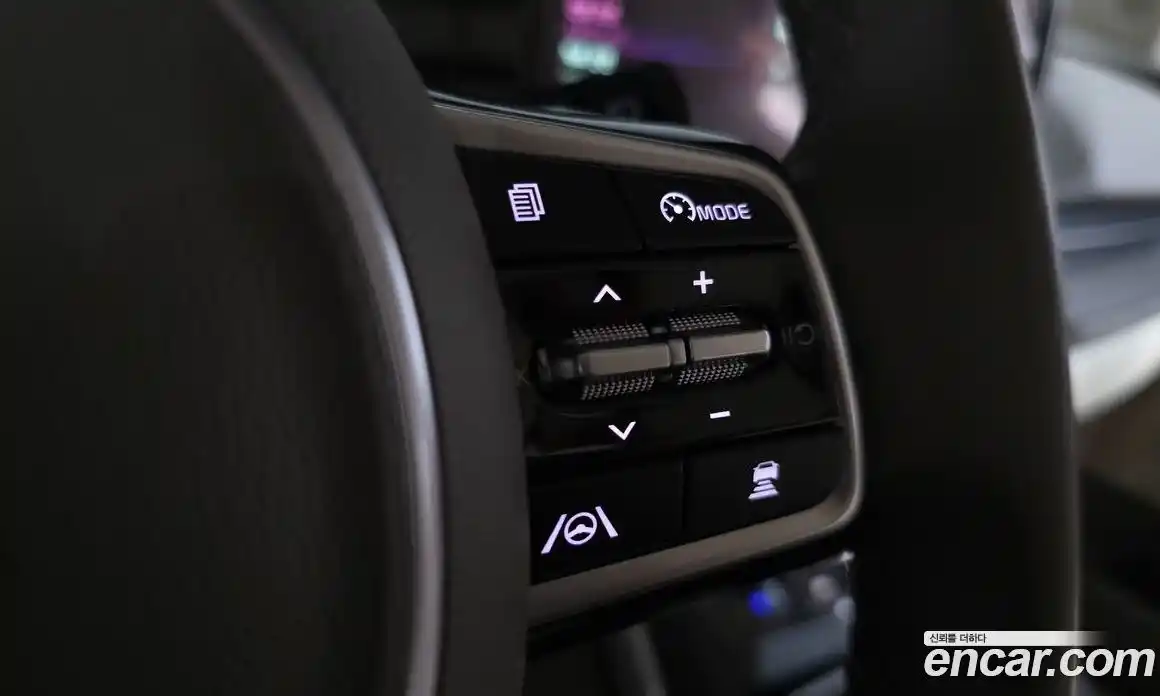 Kia Carnival 2021 2.2 автомат (гидро), фото 21