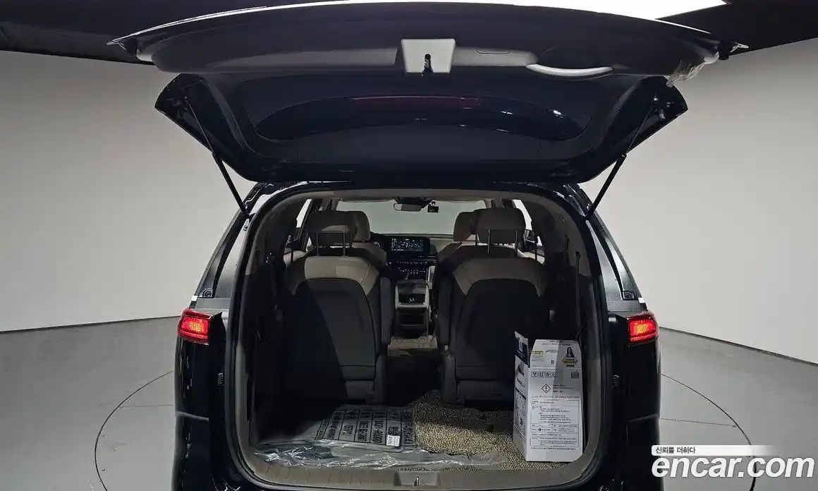 Kia Carnival 2021 2.2 автомат (гидро), фото 25
