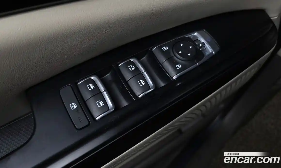 Kia Carnival 2021 2.2 автомат (гидро), фото 31
