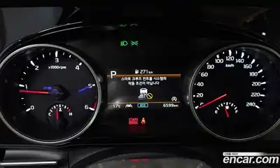 Kia Carnival 2021 2.2 автомат (гидро), миниатюра 10