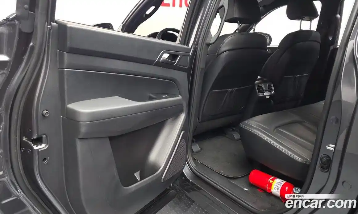 SsangYong Rexton 2025 2.2 автомат (гидро), фото 16