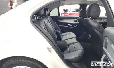 Mercedes-Benz E-Class 2019 2.0 автомат (гидро), миниатюра 11