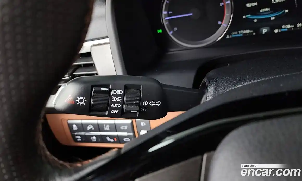 SsangYong Rexton 2019 2.2 автомат (гидро), фото 24