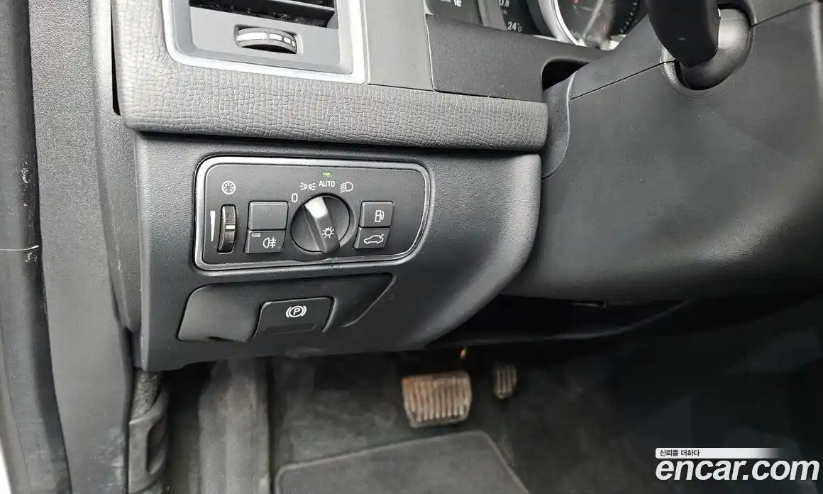 Volvo XC60 2017 2.0 автомат (гидро), фото 22