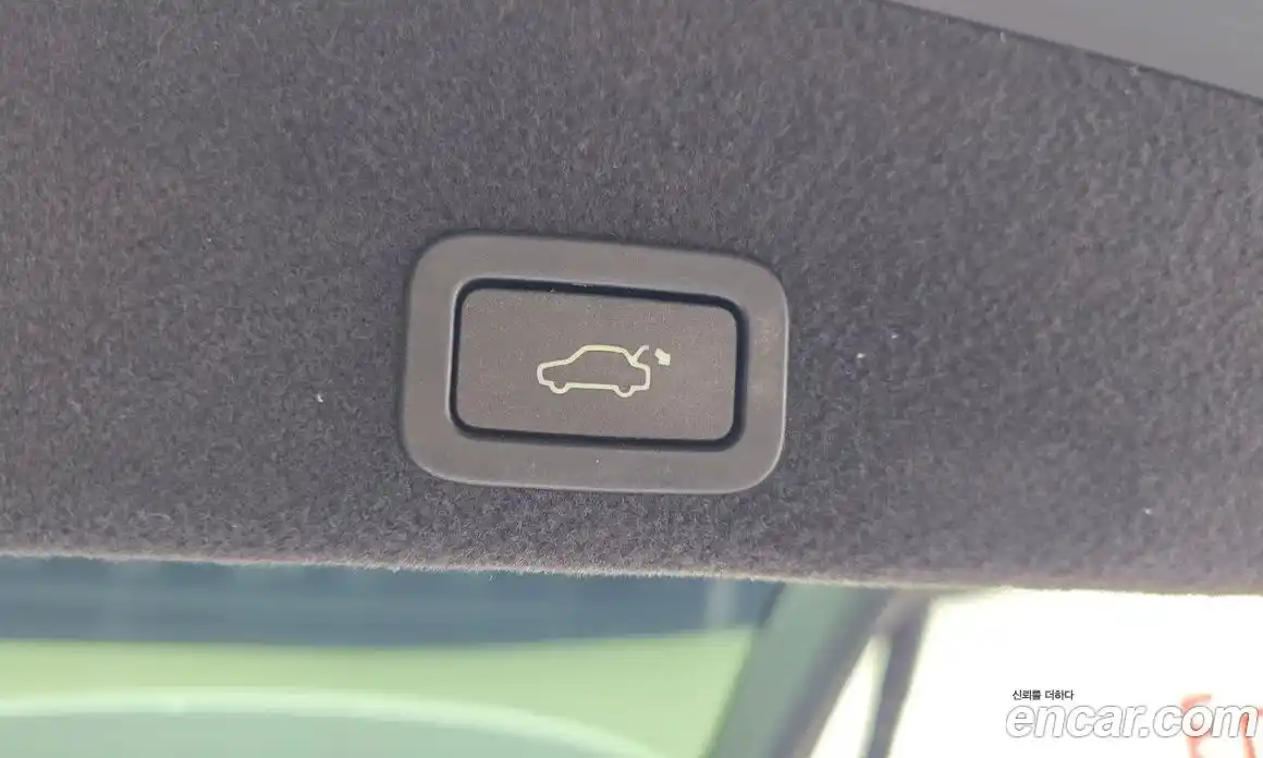 Volvo XC60 2017 2.0 автомат (гидро), фото 29
