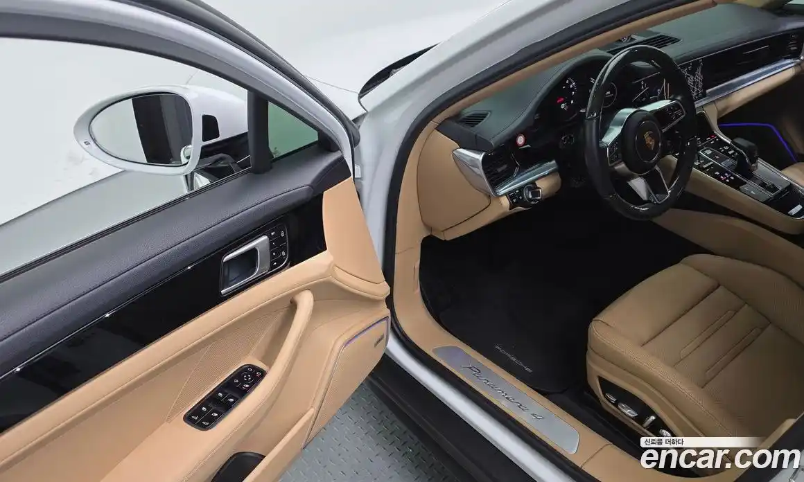 Porsche Panamera 2019 3.0 автомат (гидро), фото 13