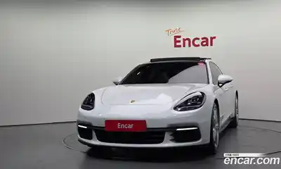 Porsche Panamera 2019 3.0 автомат (гидро), миниатюра 3