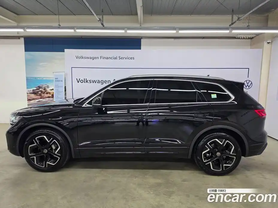 Volkswagen Touareg 2024 3.0 автомат (гидро), фото 19