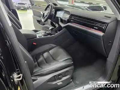 Volkswagen Touareg 2024 3.0 автомат (гидро), миниатюра 10
