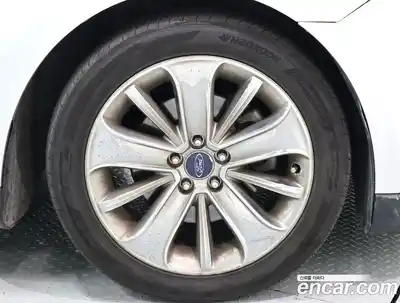 Ford Taurus 2011 3.5 автомат (гидро), миниатюра 5