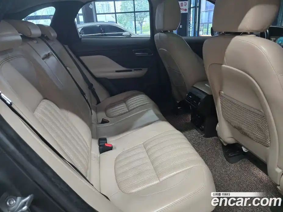 Jaguar F-Pace 2018 2.0 гидро, фото 14