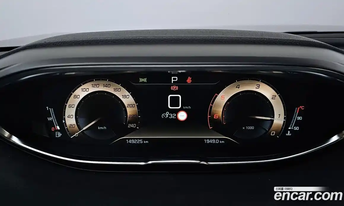 Peugeot 5008 2020 1.5 автомат (гидро), фото 8