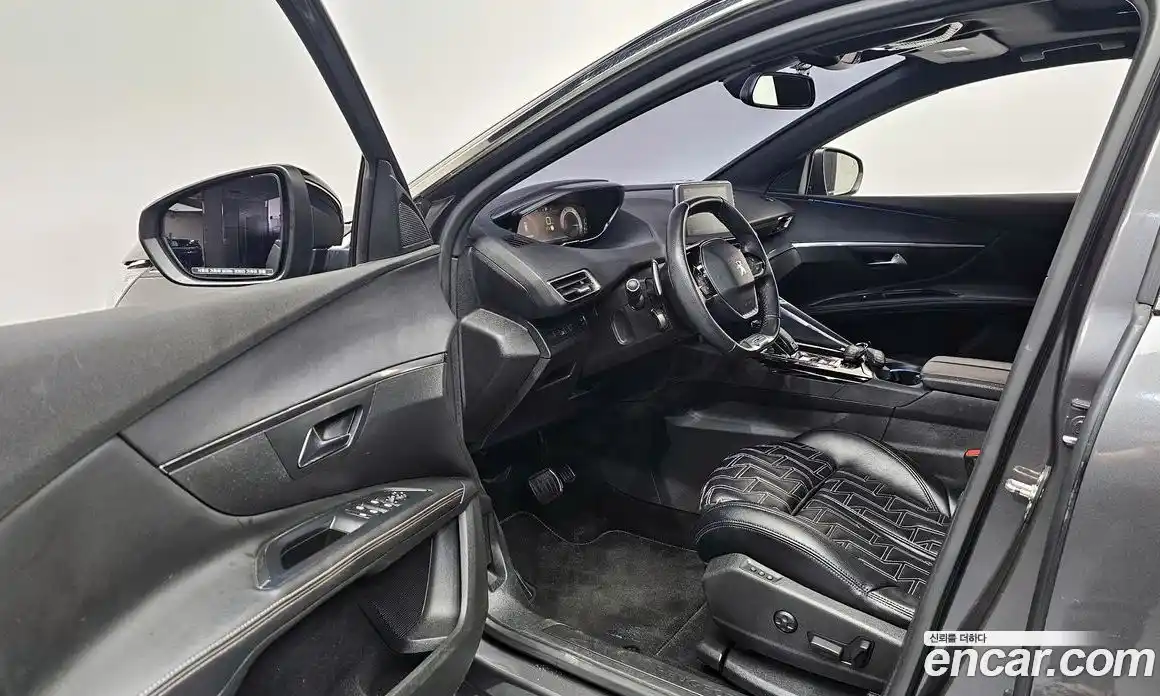 Peugeot 5008 2020 1.5 автомат (гидро), фото 10