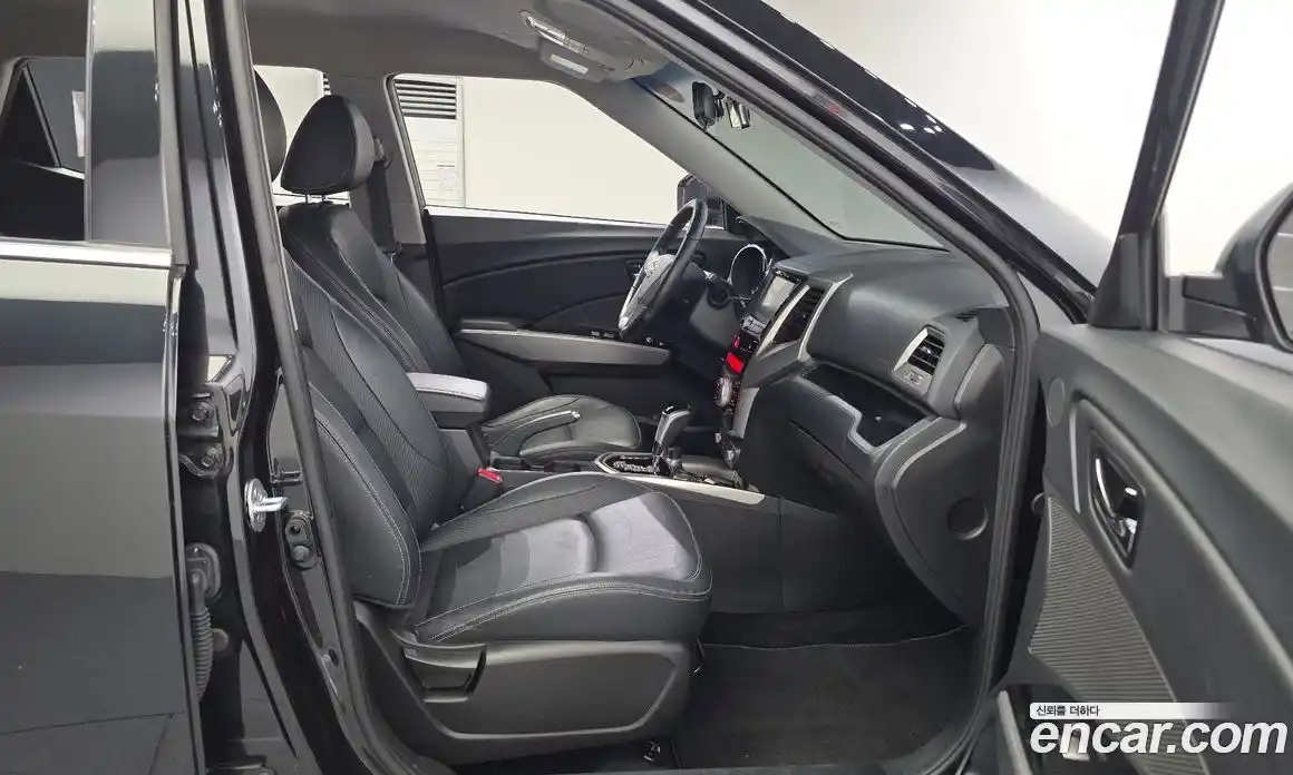 SsangYong TIBOLI 2016 1.6 автомат (гидро), фото 12