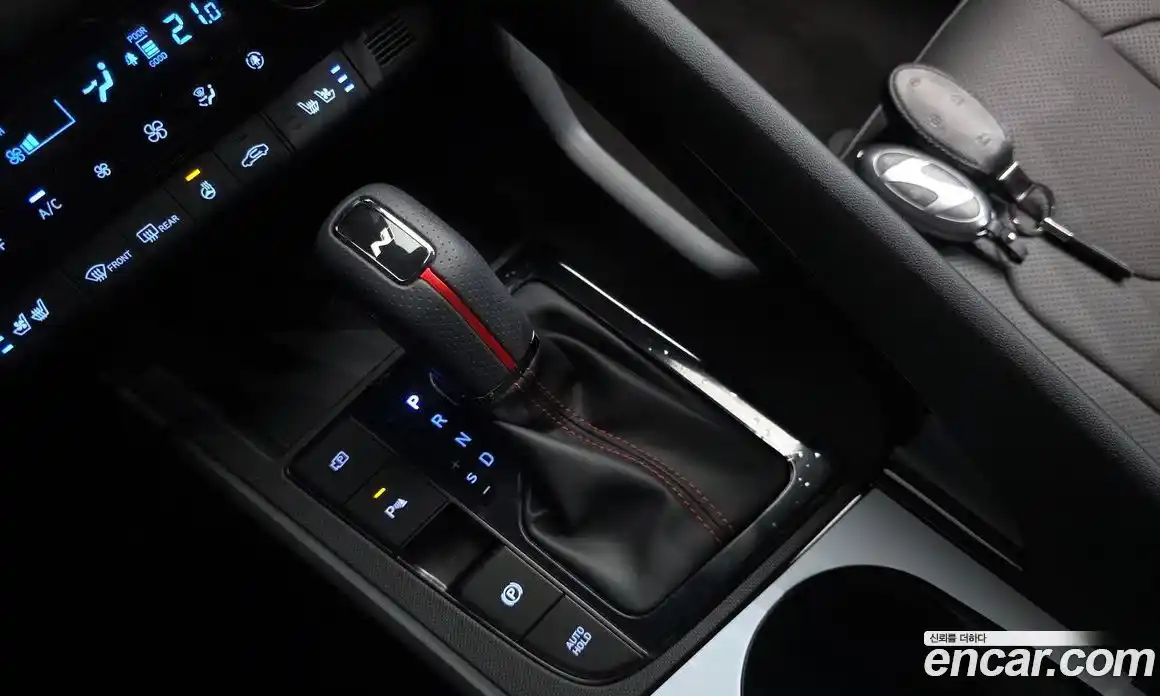 Hyundai Avante 2025 1.6 автомат (гидро), фото 12
