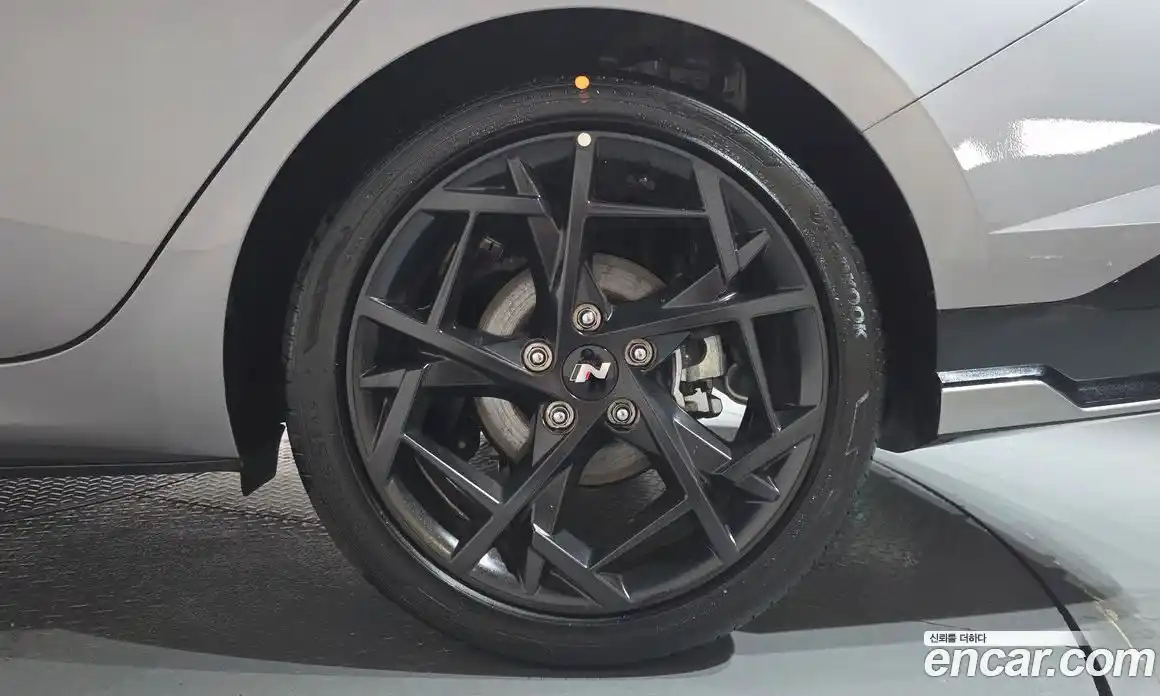 Hyundai Avante 2025 1.6 автомат (гидро), фото 7
