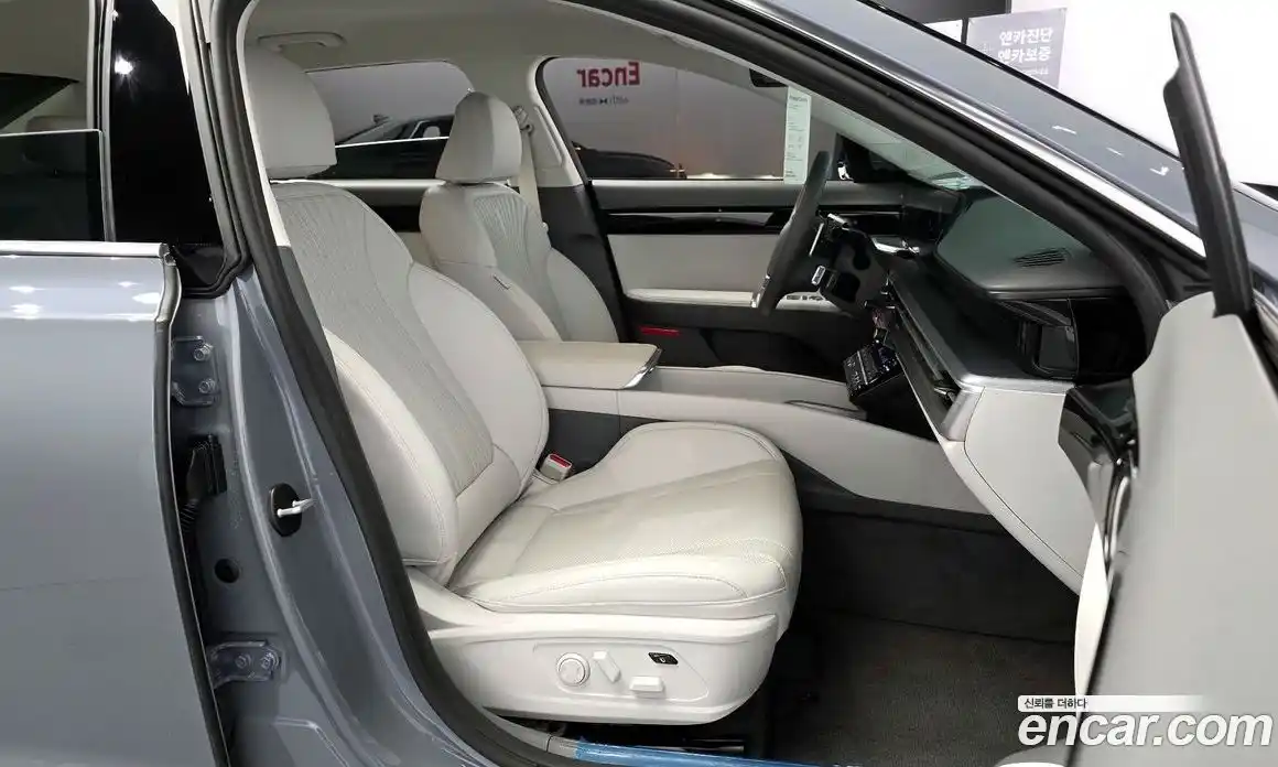 Hyundai Grandeur 2024 2.5 автомат (гидро), фото 16