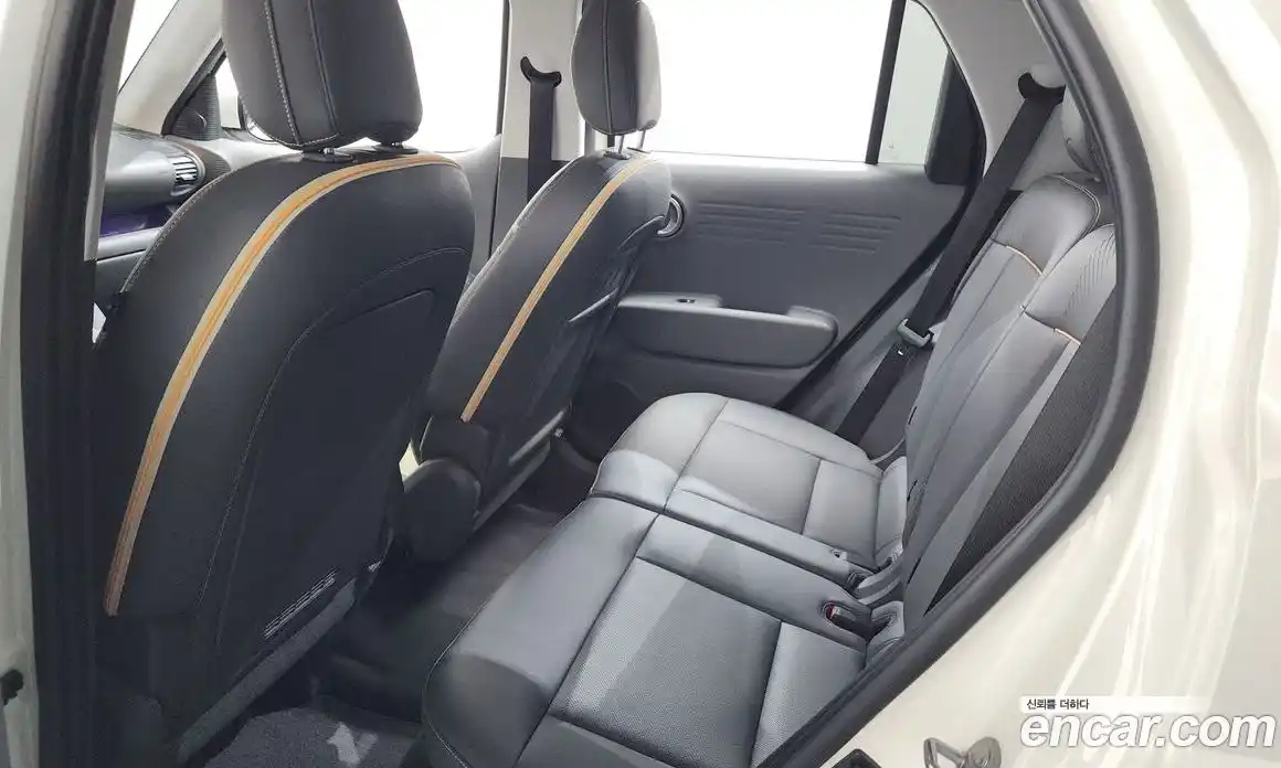 Hyundai Casper 2023 1.0 автомат (гидро), фото 16
