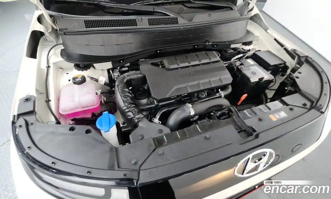 Hyundai Casper 2023 1.0 автомат (гидро), фото 5