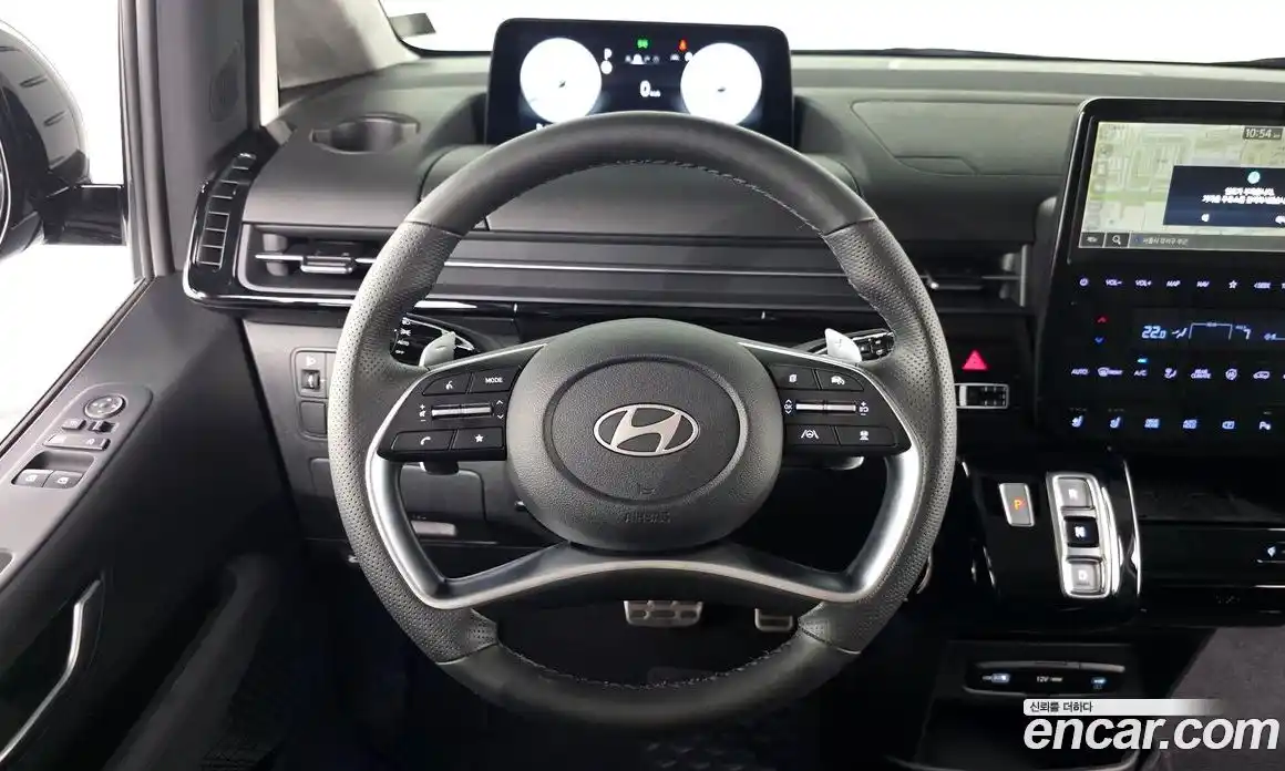 Hyundai Staria 2024 2.2 автомат (гидро), фото 19