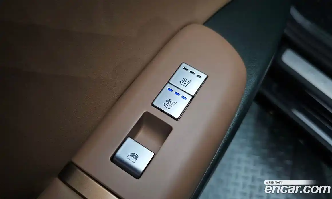 Hyundai Grandeur 2024 2.5 автомат (гидро), фото 24