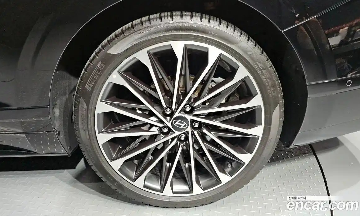 Hyundai Grandeur 2024 2.5 автомат (гидро), фото 7