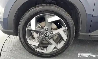 Hyundai Venue 2025 1.6 автомат (гидро), миниатюра 4