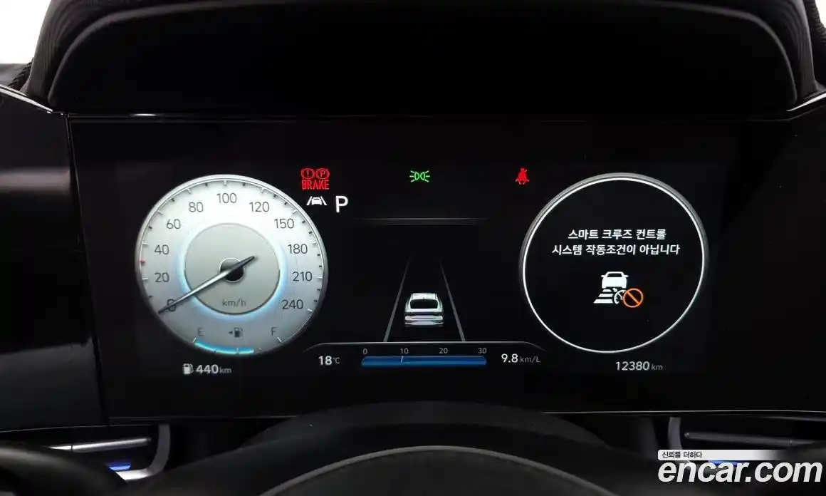 Hyundai Avante 2021 1.6 автомат (гидро), фото 11