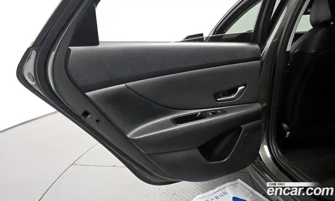 Hyundai Avante 2021 1.6 автомат (гидро), фото 15