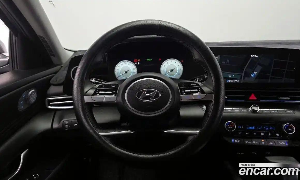 Hyundai Avante 2021 1.6 автомат (гидро), фото 19