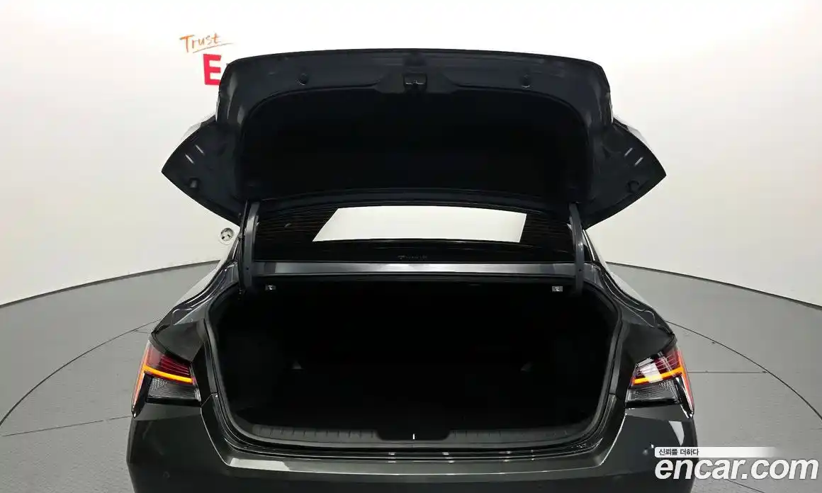 Hyundai Avante 2021 1.6 автомат (гидро), фото 31