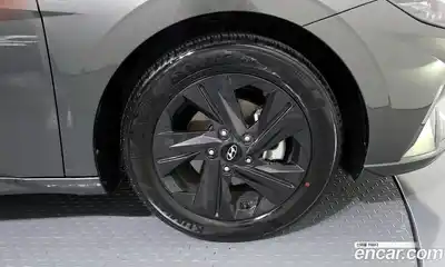 Hyundai Avante 2021 1.6 автомат (гидро), миниатюра 7