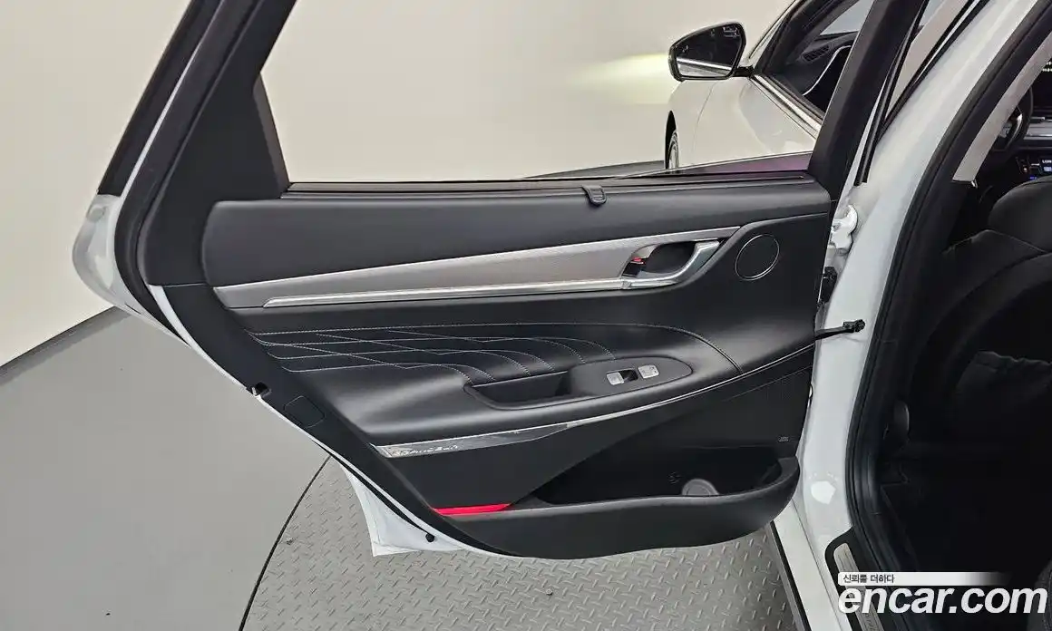 Hyundai Grandeur 2020 2.5 автомат (гидро), фото 14