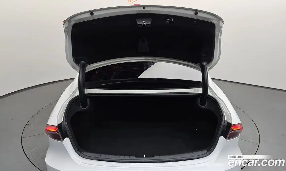 Hyundai Grandeur 2020 2.5 автомат (гидро), фото 23