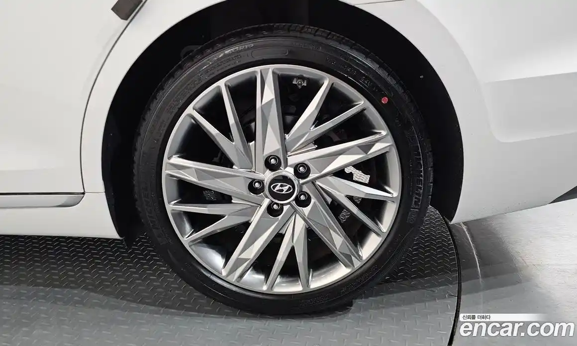 Hyundai Grandeur 2020 2.5 автомат (гидро), фото 6