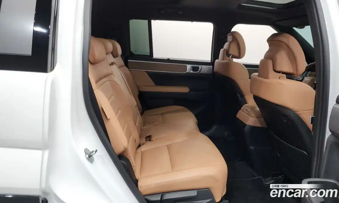 Hyundai Santa Fe 2023 2.5 автомат (гидро), фото 17
