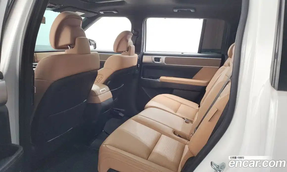 Hyundai Santa Fe 2023 2.5 автомат (гидро), фото 26