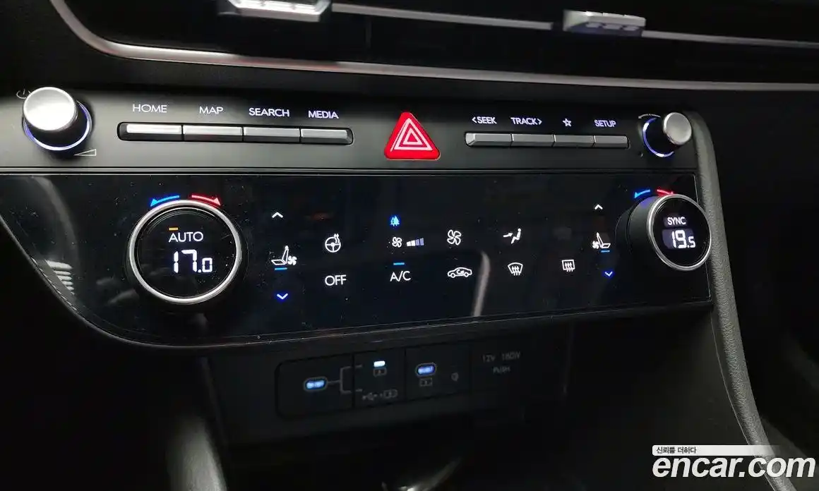 Hyundai Sonata 2024 1.6 автомат (гидро), фото 22