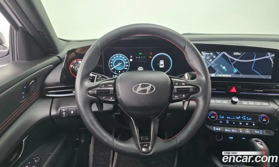 Hyundai Avante 2023 1.6 автомат (гидро), фото 15