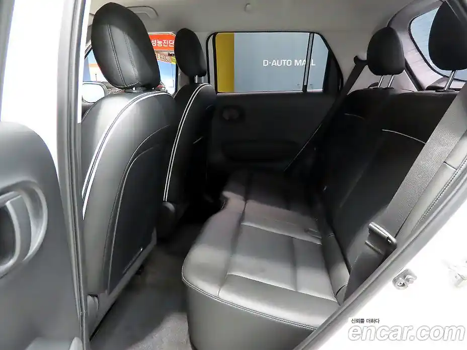 Hyundai Casper 2022 1.0 автомат (гидро), фото 12