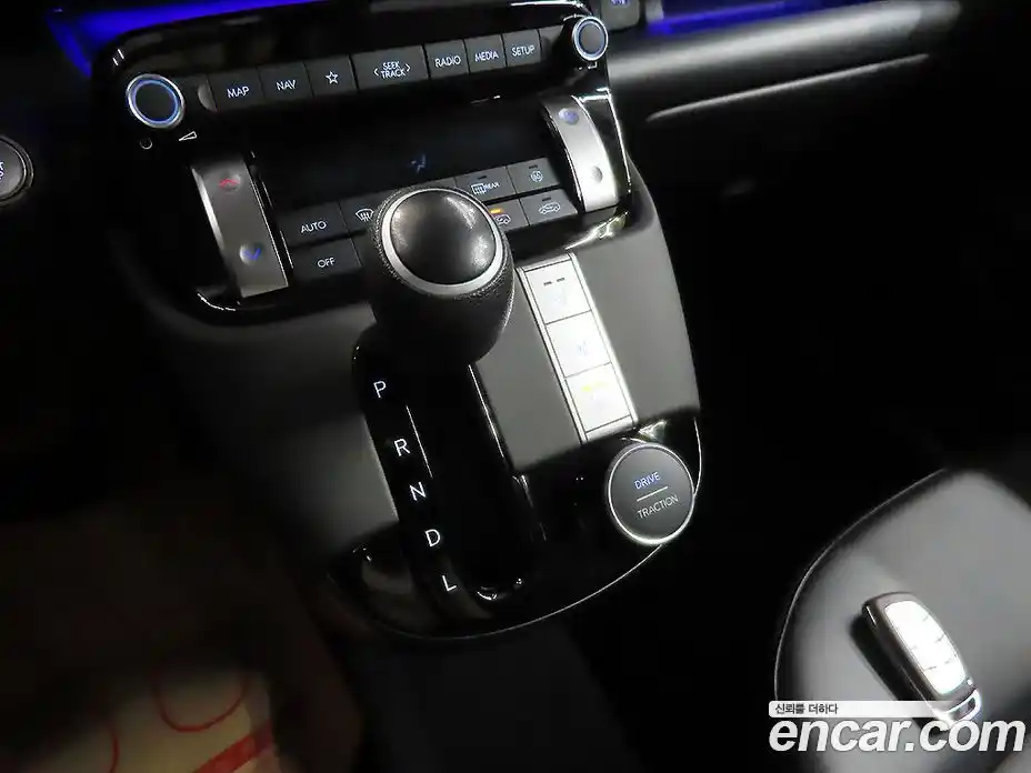 Hyundai Casper 2022 1.0 автомат (гидро), фото 9