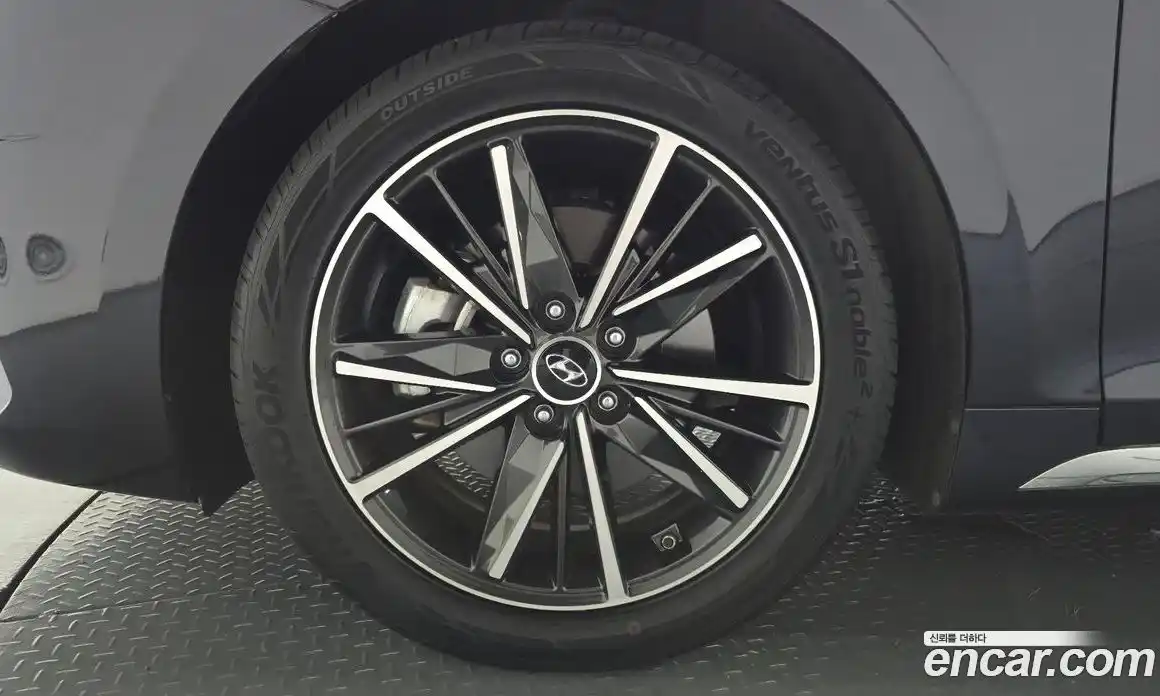 Hyundai Grandeur 2021 2.5 автомат (гидро), фото 4