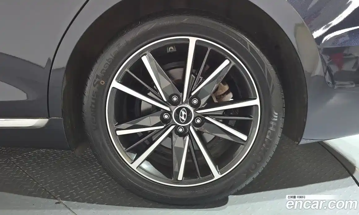 Hyundai Grandeur 2021 2.5 автомат (гидро), фото 6